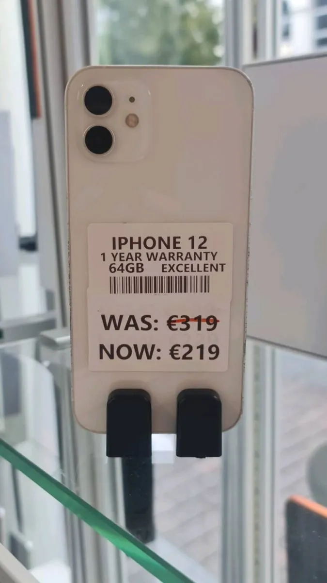 IPHONE 12 64GB EXCELLENT 1YEAR WARRANTY