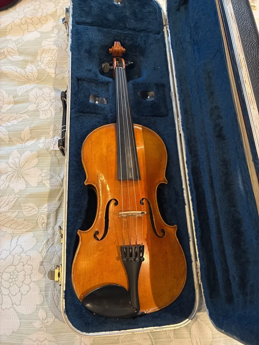 German violin c1890-1900 with Stradivarius label - Image 1