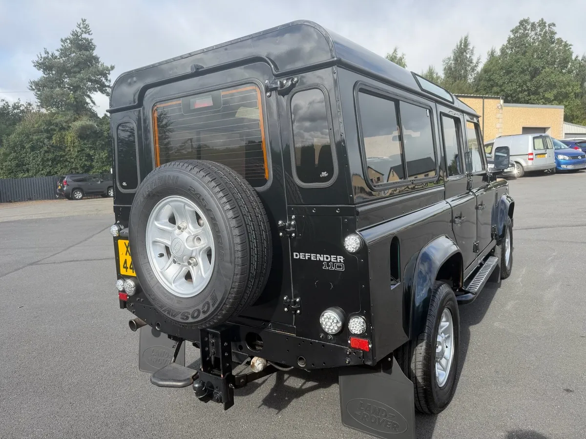 Landrover  defender  110 Td5 - Image 2