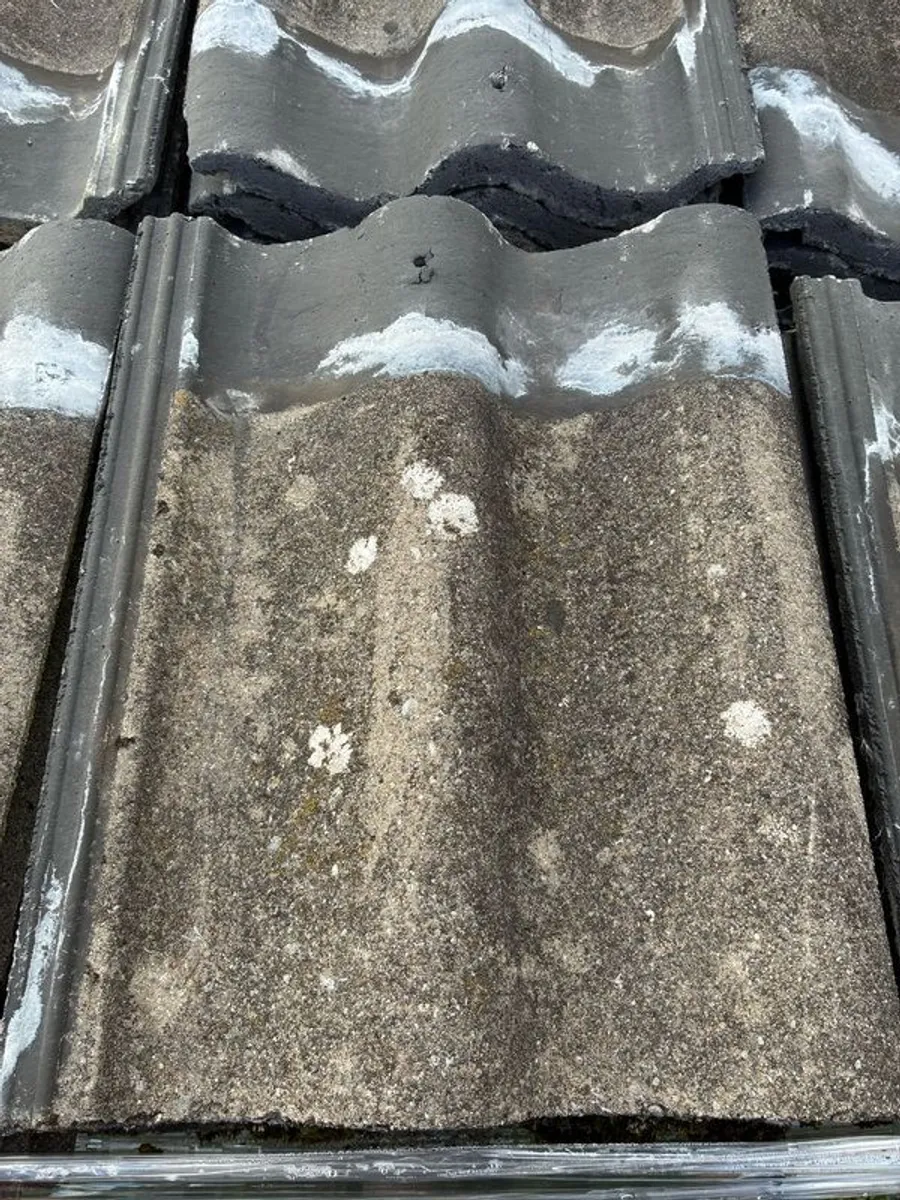 Roof tiles for sale - Image 1