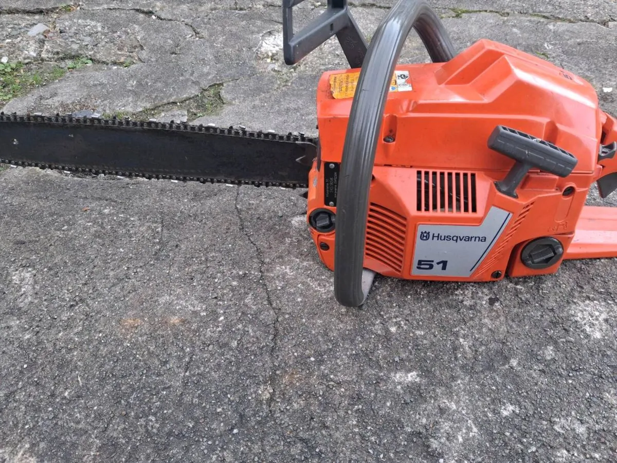 Husqvarna 51 chainsaw - Image 1