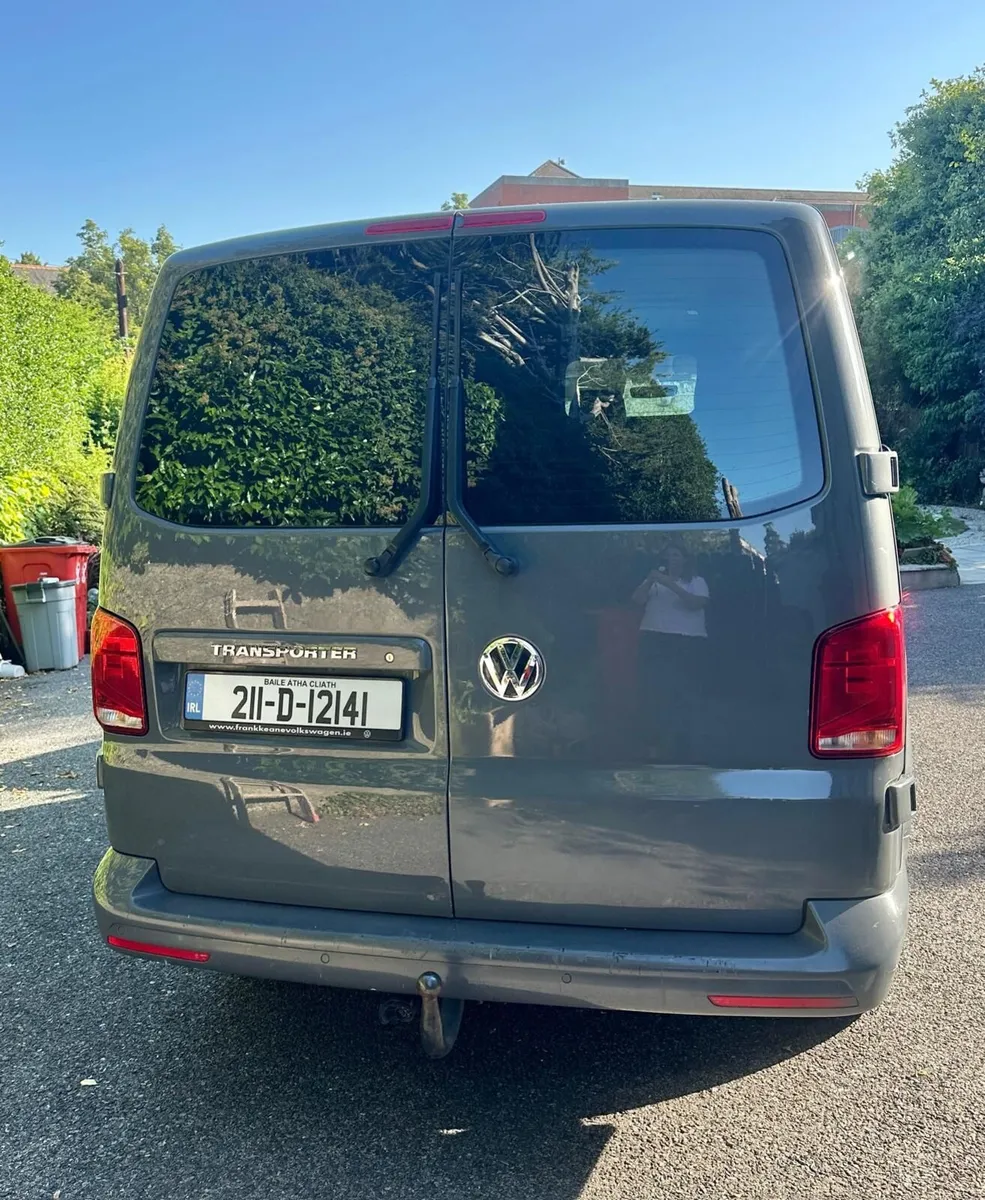 Volkswagen Transporter 2021 - Image 4