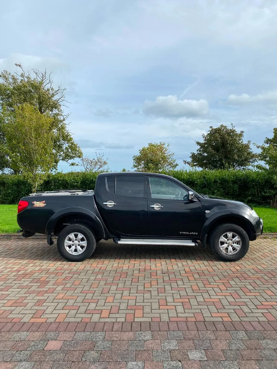Mitsubishi L200 2012 - Image 2