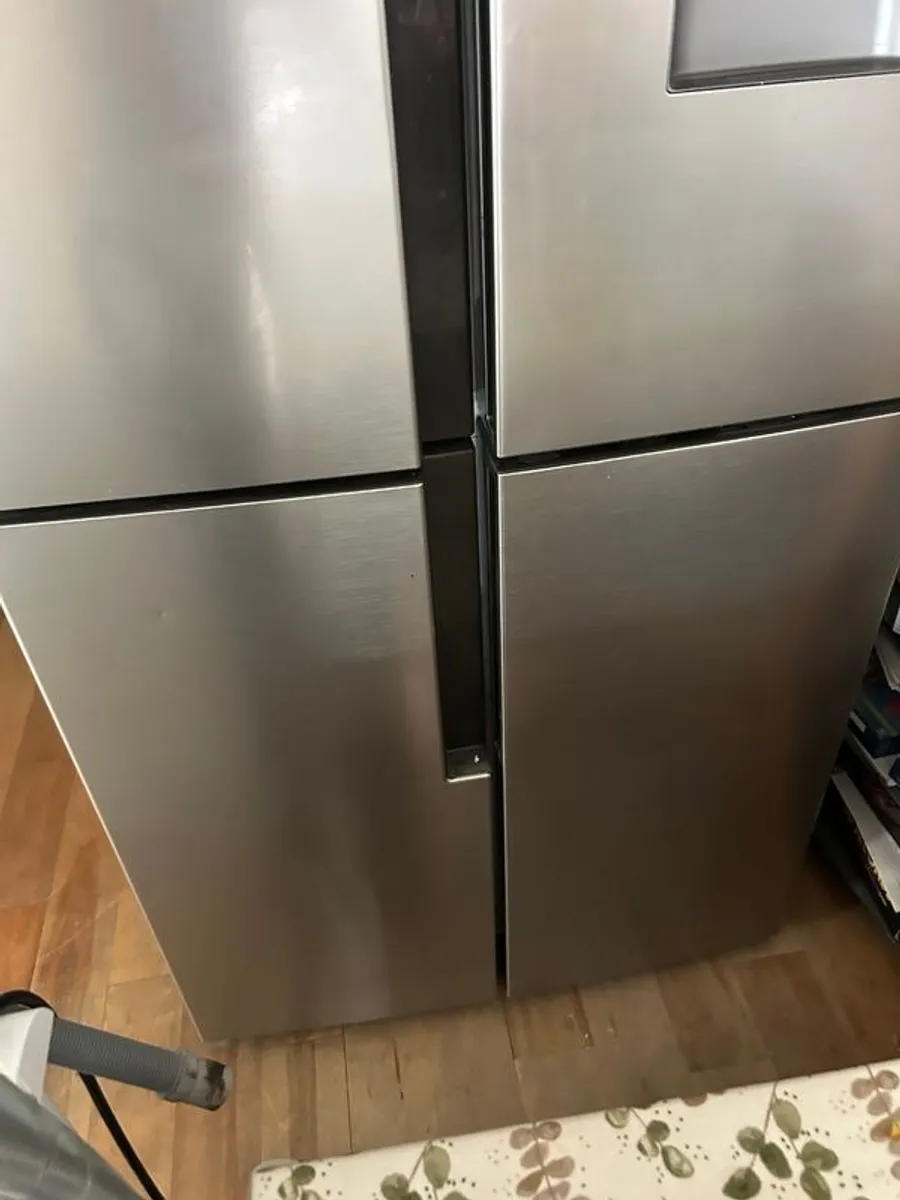 Kenwood American Style 4-Door Fridge Freezer - Image 2