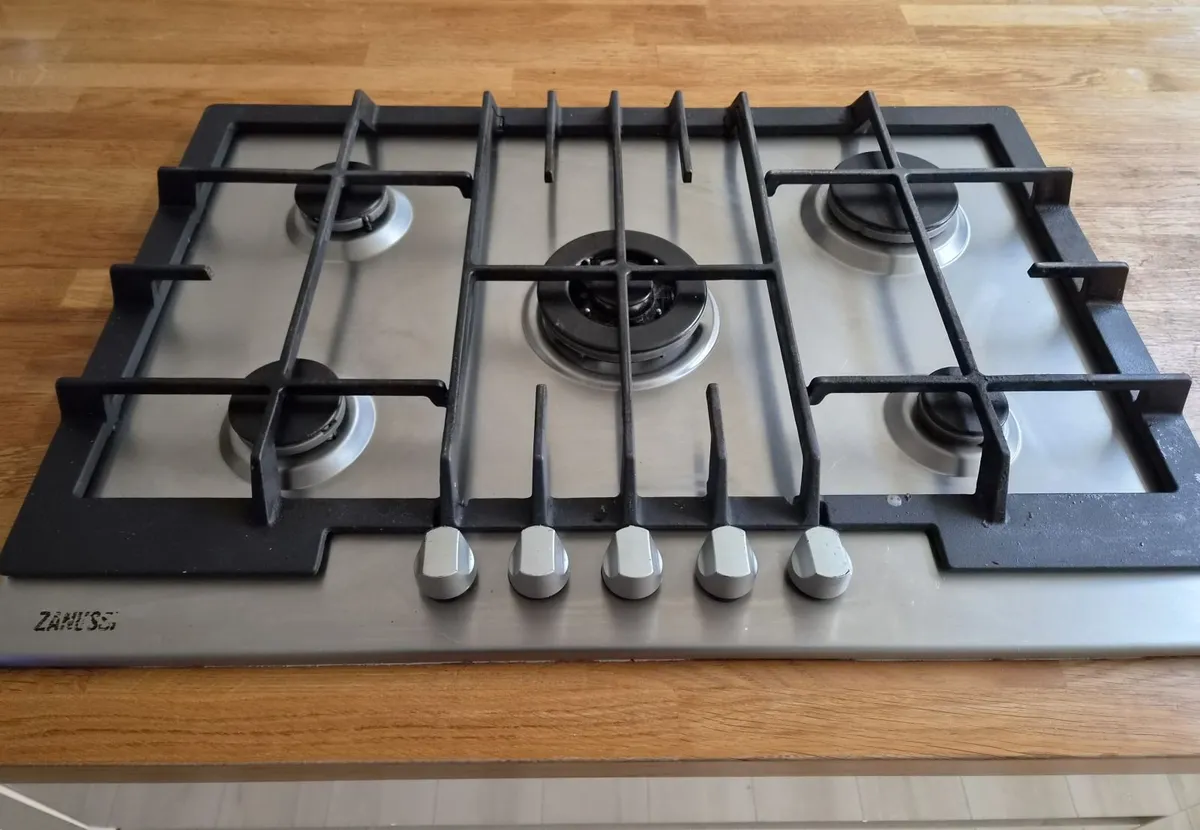 5-ring Zanussi Gas Hob - Image 2
