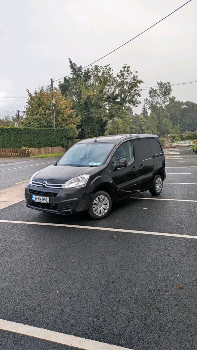Citeron Berlingo Black Van 2016 - Image 4