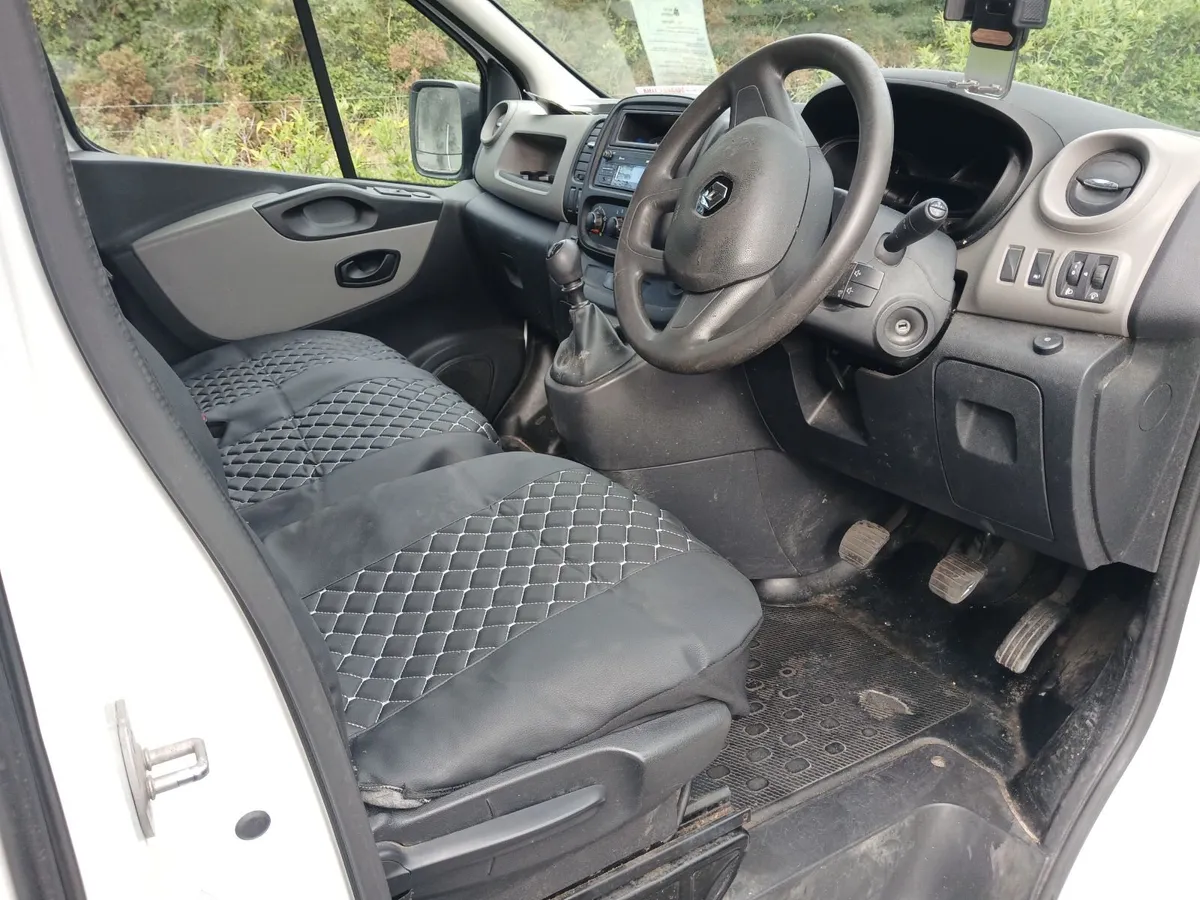 Renault Trafic 2019 - Image 3
