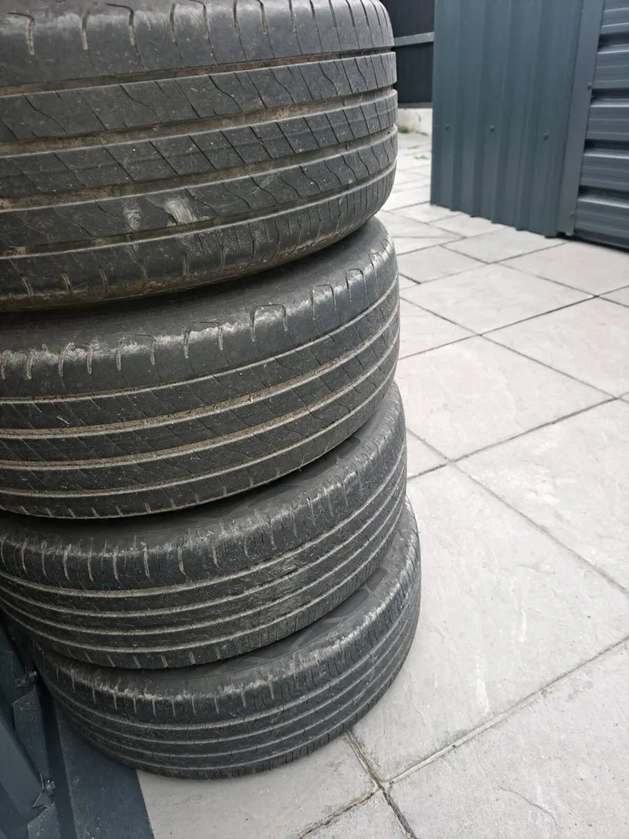 AUDI A6  ALLOYS ,PREMIUM NEW TYRES - Image 4