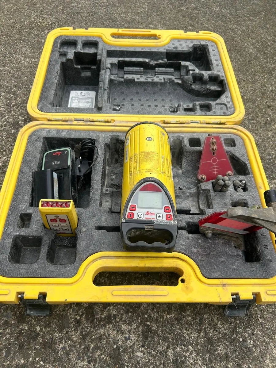 Pipe laser leica