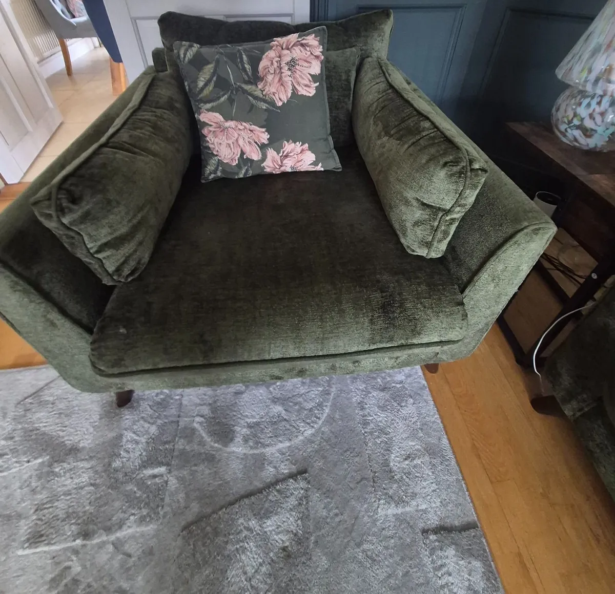 Olive Green 6-Seater Corner Sofa With Armchair - Image 4