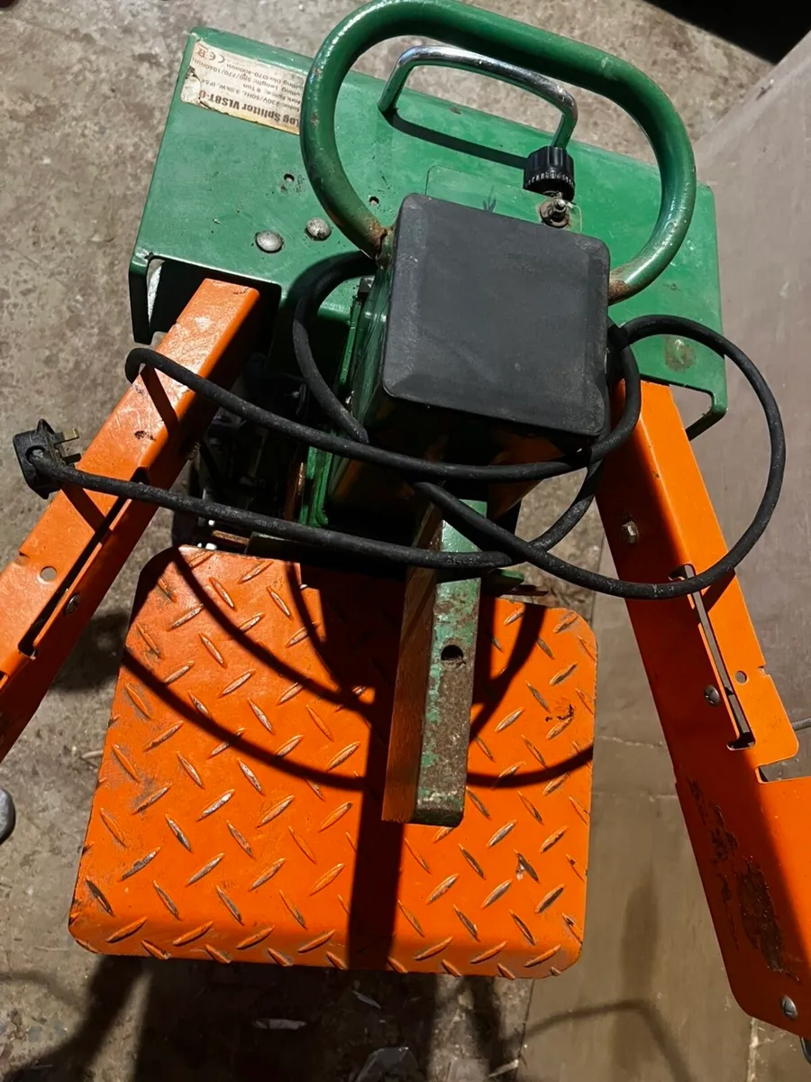 8 Ton electric log splitter - Image 4