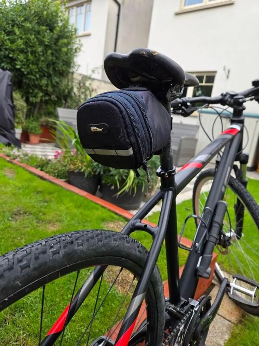 Hybrid Bike - Focus Crater Lake - Image 2