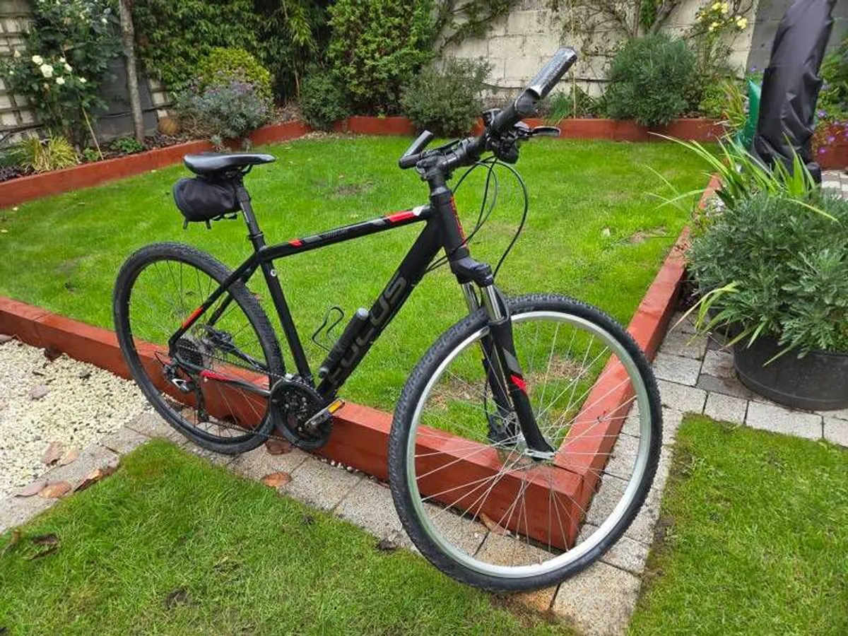 Hybrid Bike - Focus Crater Lake - Image 3