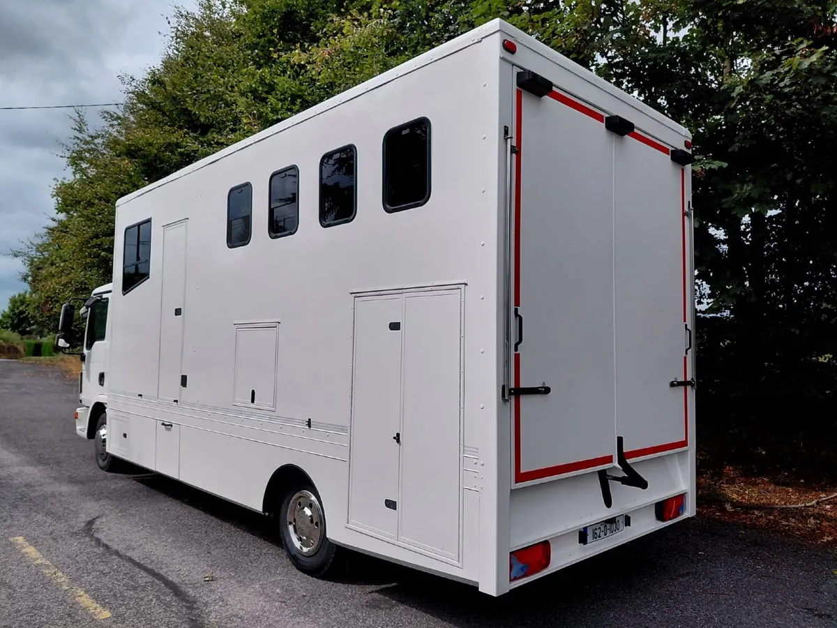 2016 .MAN 10 ton Horse Lorry / Truck. - new build - Image 3