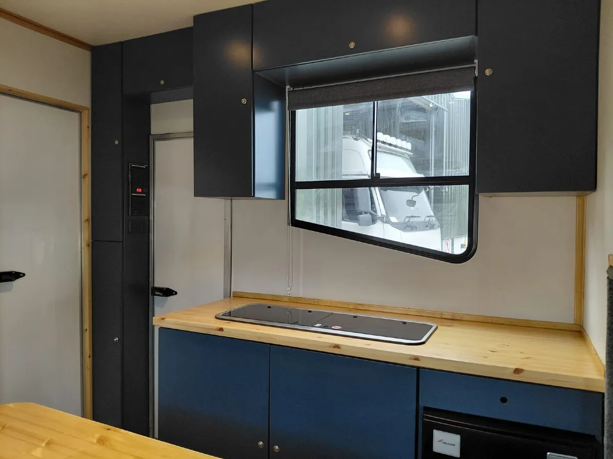 2016 .MAN 10 ton Horse Lorry / Truck. - new build - Image 4