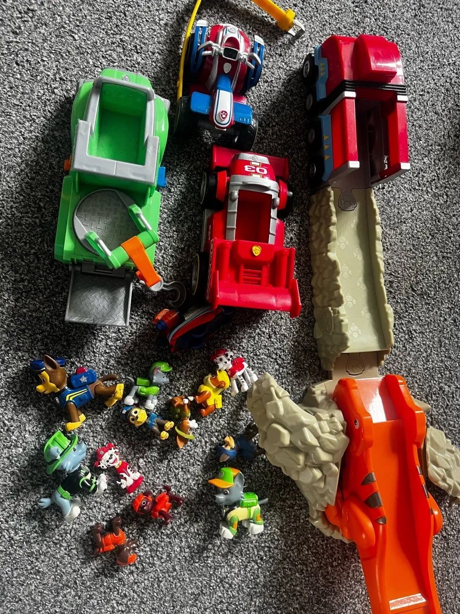 Children’s Toys - Image 1