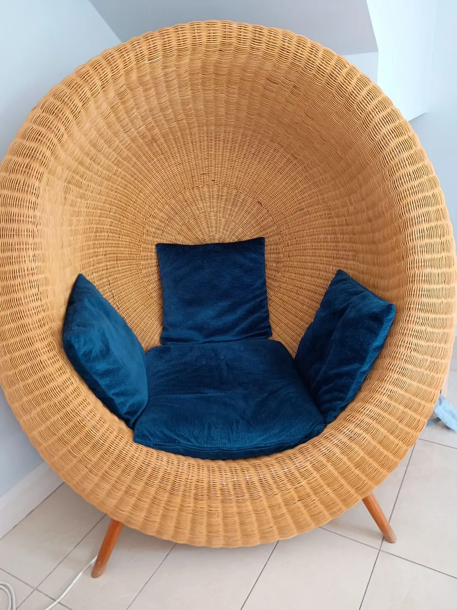 Wicker Lounge Chair