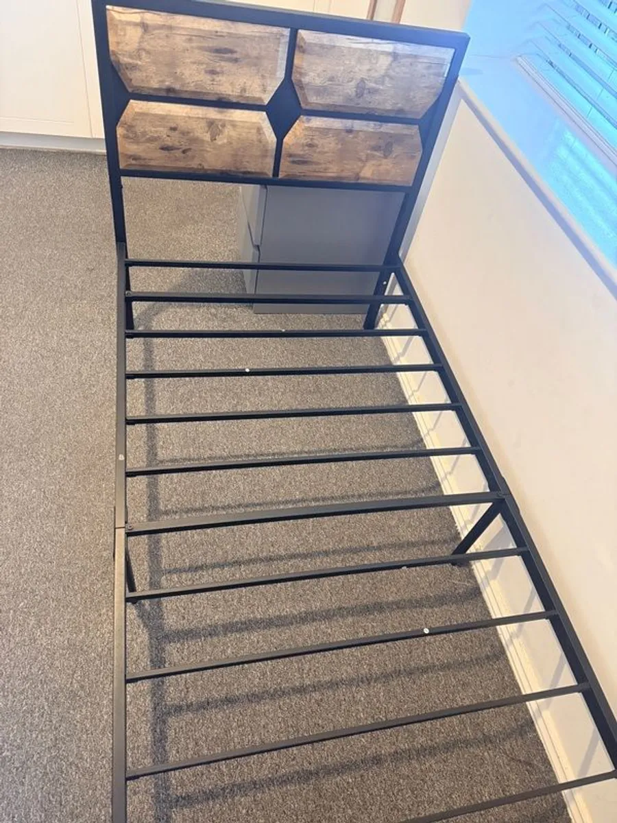 2 single bed with 2 mattress - Image 1