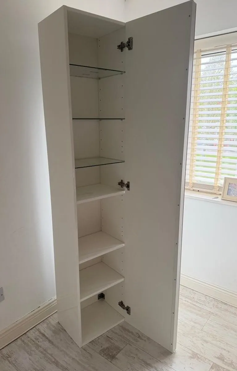 IKEA GODMORGON tall gloss white cabinet with glass shelves, 192cm - Image 2