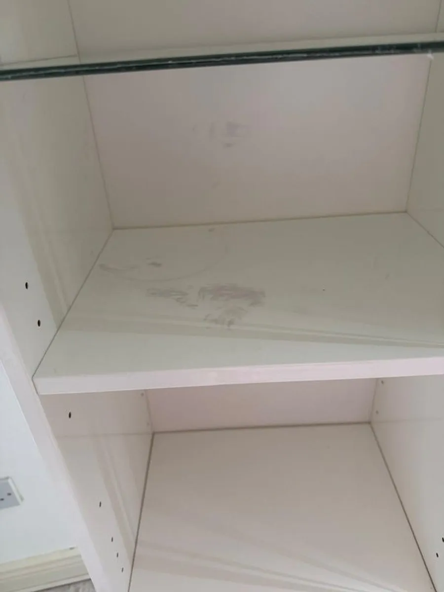 IKEA GODMORGON tall gloss white cabinet with glass shelves, 192cm - Image 3
