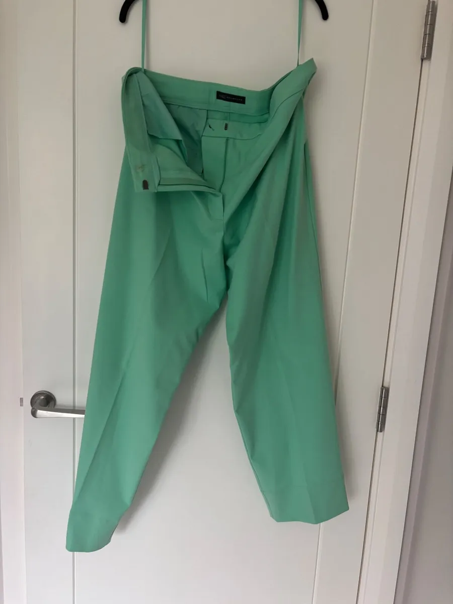 Brand new trousers- size 14/16 - Image 1