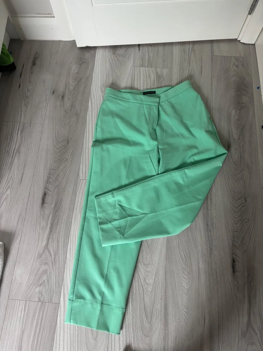 Brand new trousers- size 14/16 - Image 4