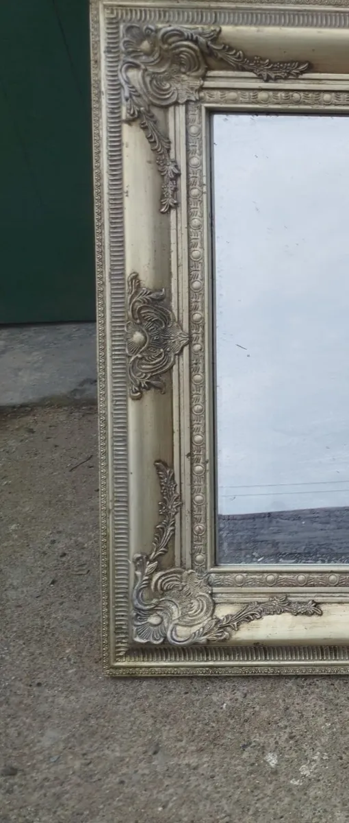 Mirror - Image 3