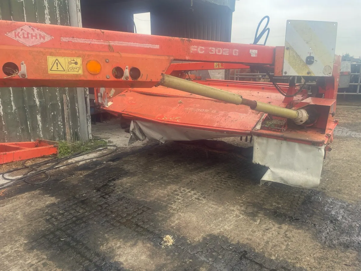 Kuhn Trailed 10 Foot Mower - Image 4