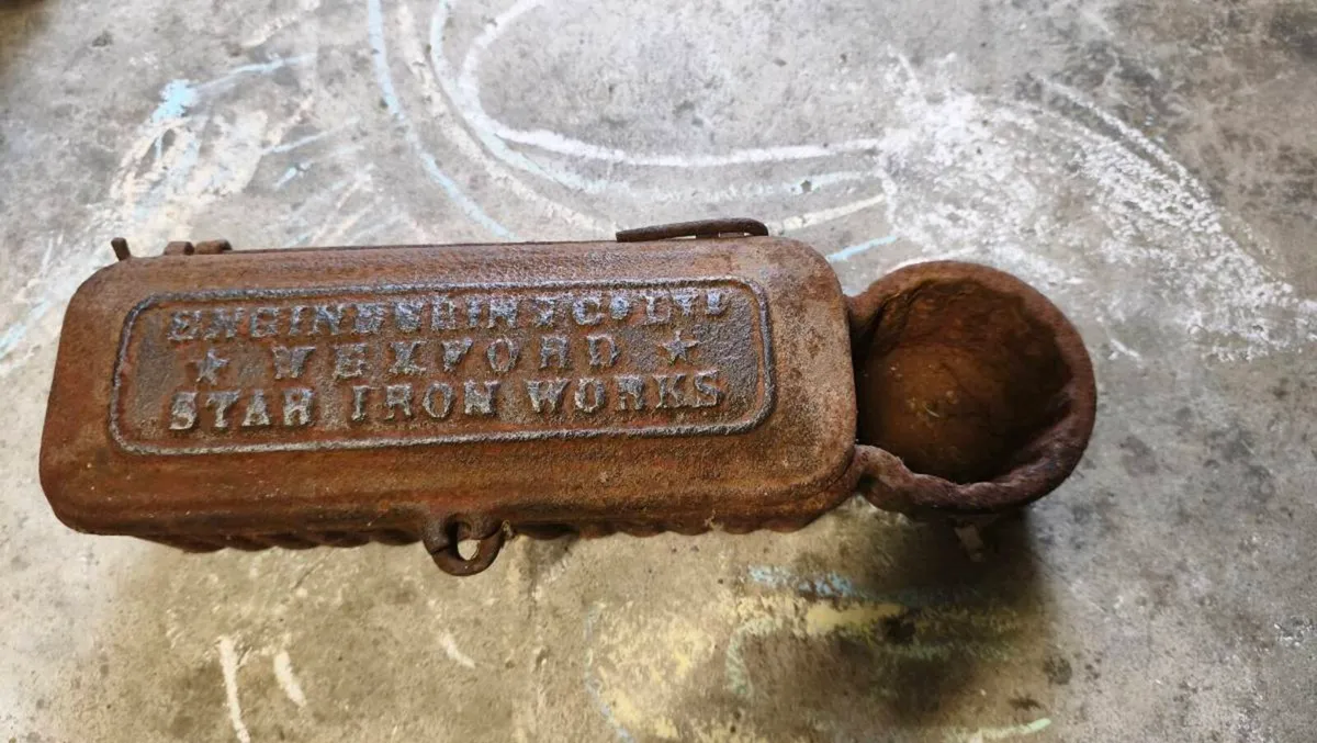 Star Iron Works toolbox - Image 1