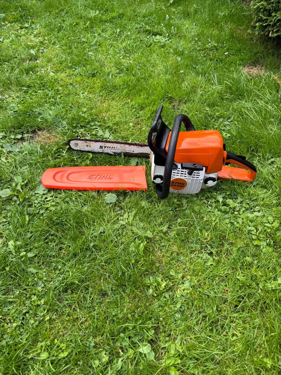 Stihl MS 230 chainsaw - Image 4
