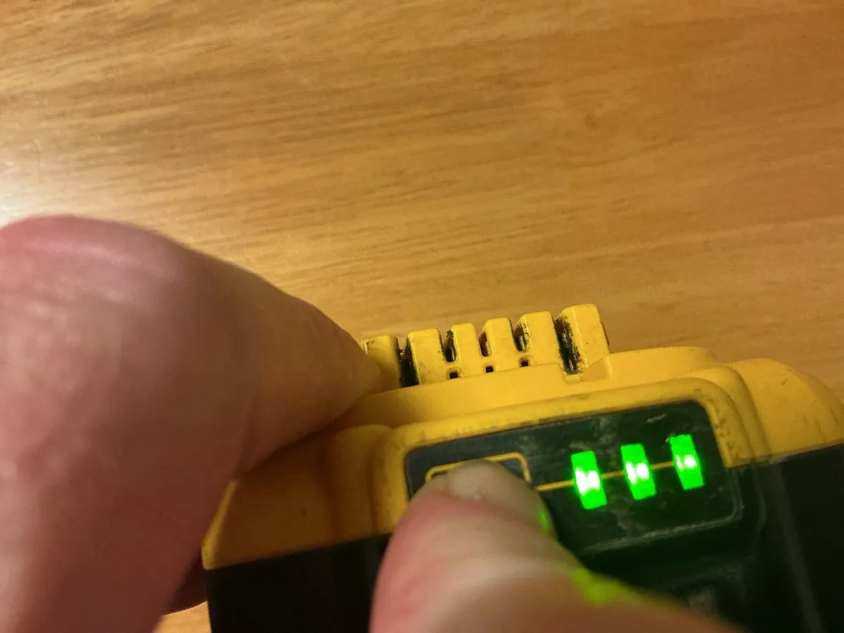 DeWalt Batteries - Image 4
