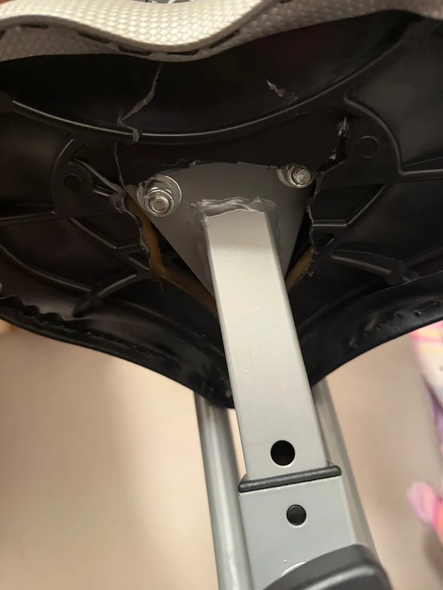 Free- Folding exercise bike - seat needs replacing - Image 2