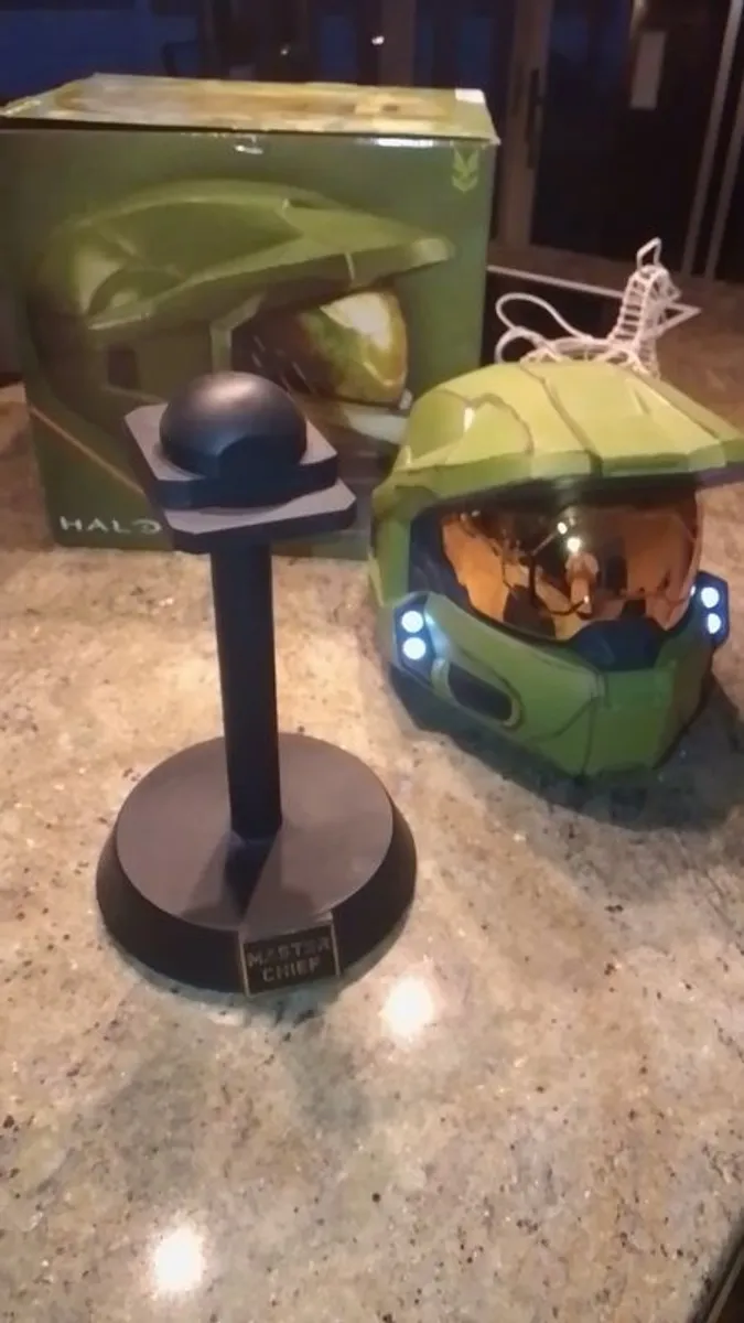 Master chief mask - Image 1