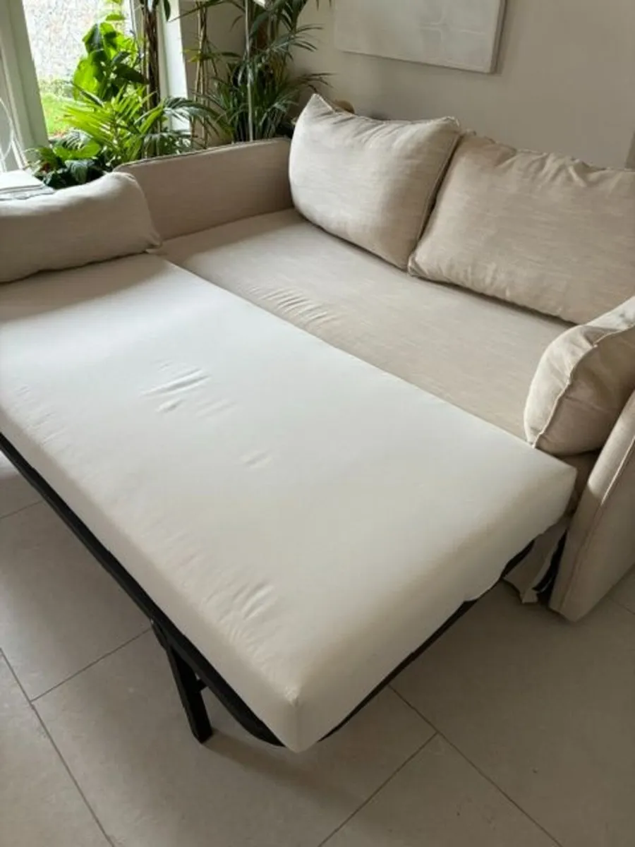 Kave Sofa bed with removable linen cover - Image 3