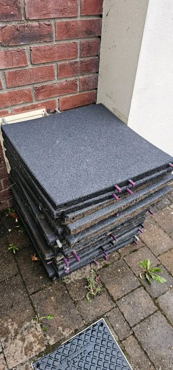 Rubber Floor Tiles – grey - Image 4