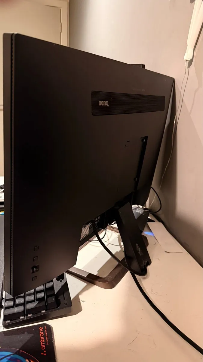 BenQ EX2780Q 27" QHD 144Hz HDR Gaming Monitor - Image 4