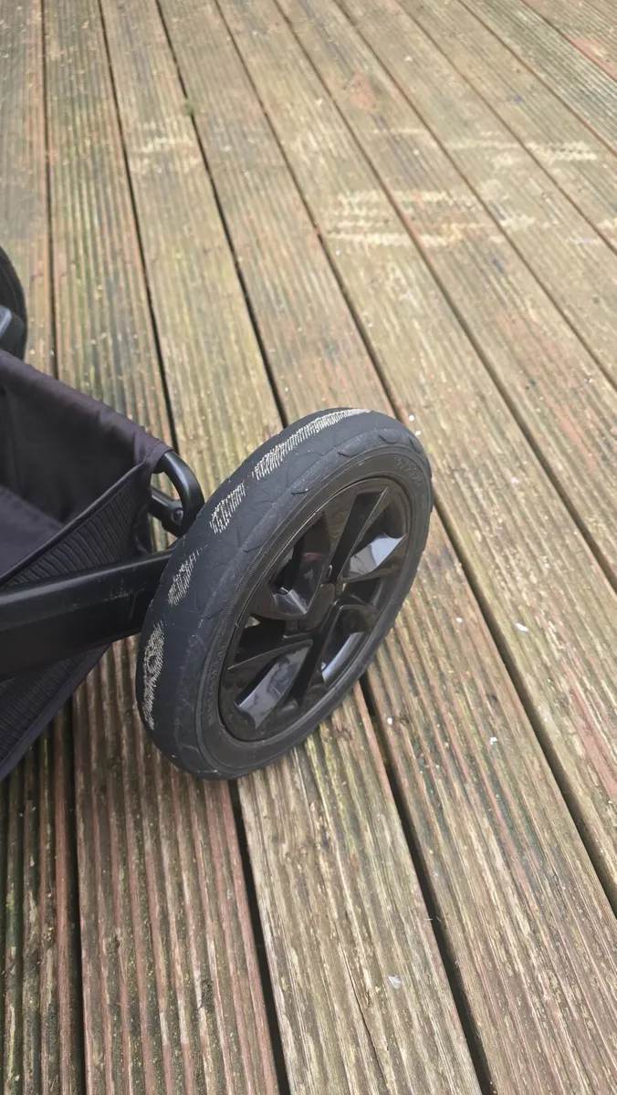 Baby stroller - Image 3