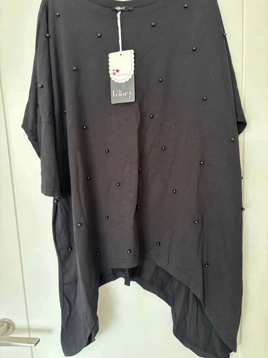 Brand new tunic- size 16/18/20/22 - Image 1