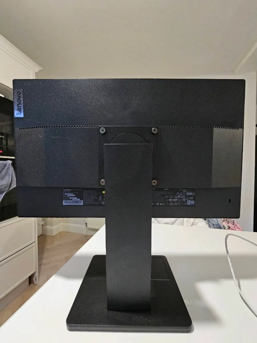 22" Lenovo Monitor - Image 2
