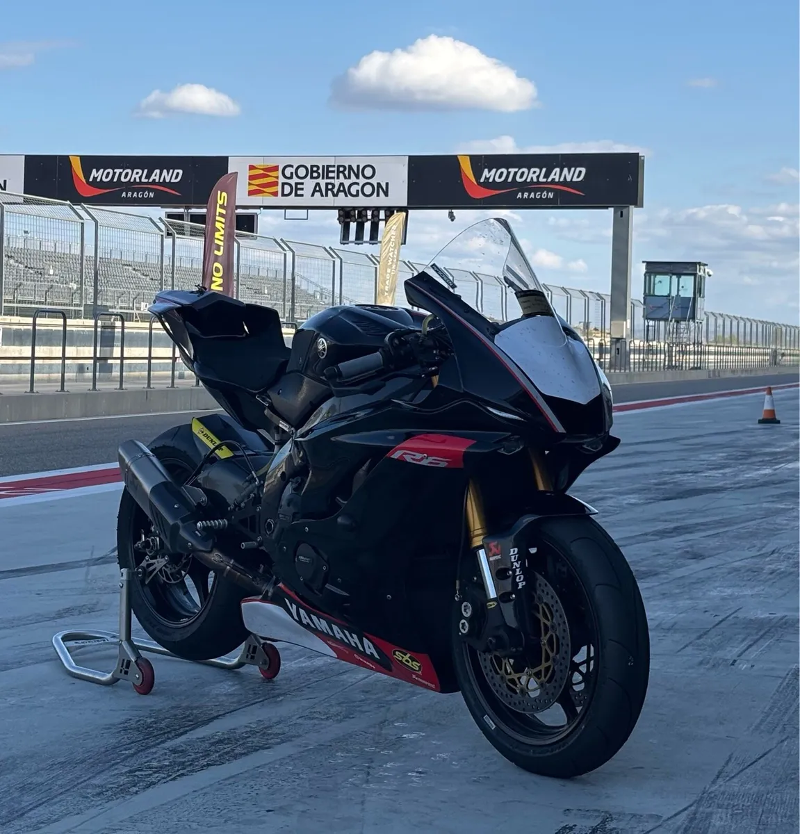 Yamaha R6 race for sale - Image 1