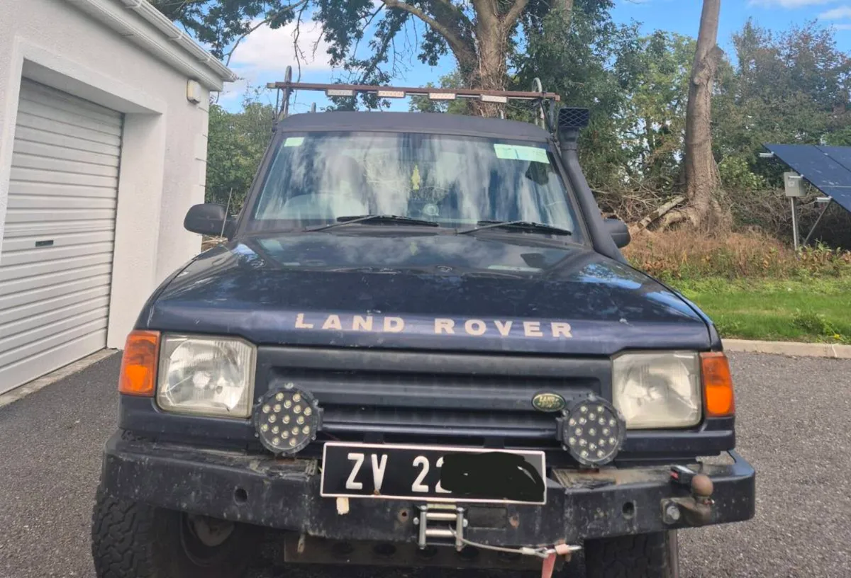 Land Rover Discovery - Image 1