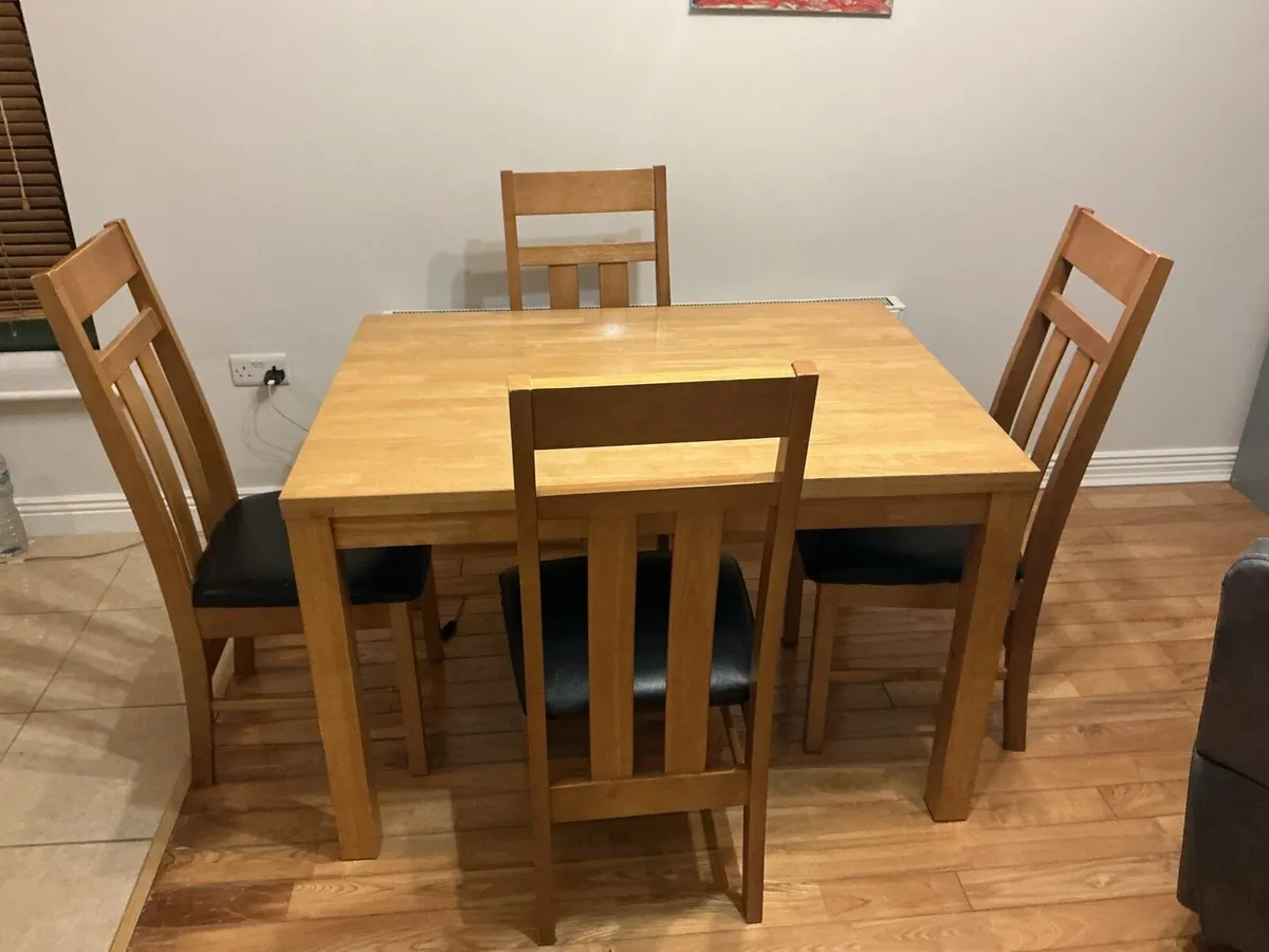 Dining room table and chairs - Image 2