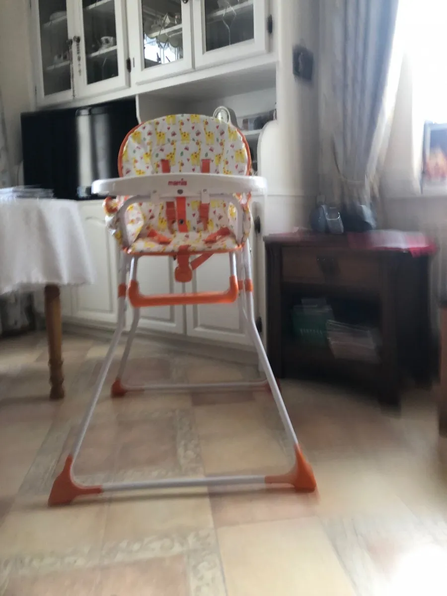 Baby booster chair - Image 1