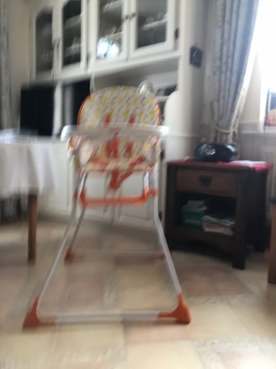 Baby booster chair - Image 2