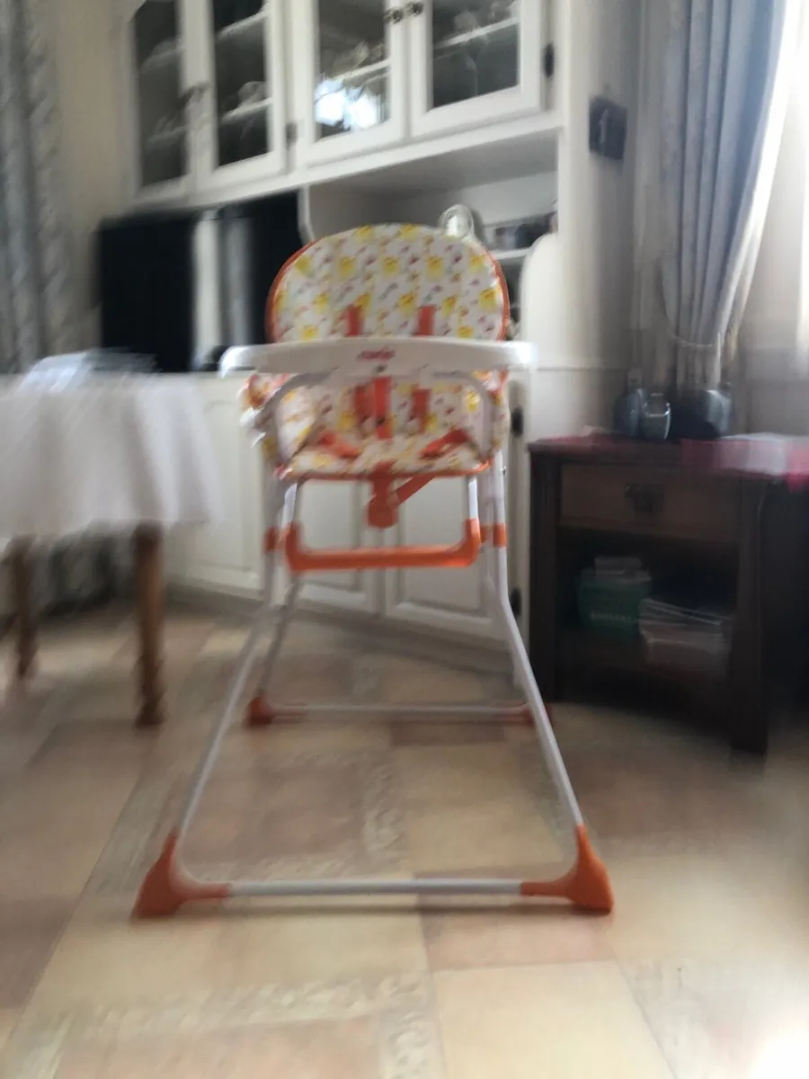 Baby booster chair - Image 3