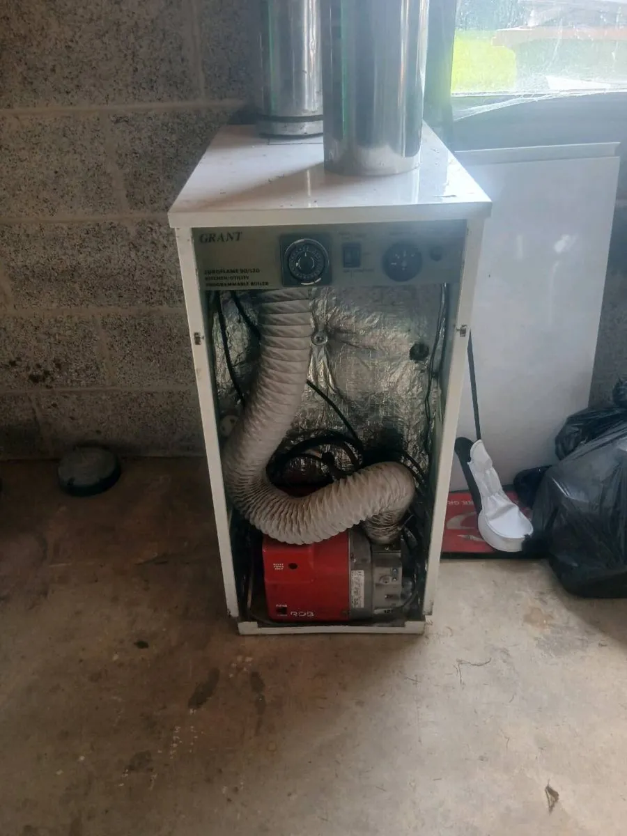 Grant 90 -120 oil boiler - Image 1
