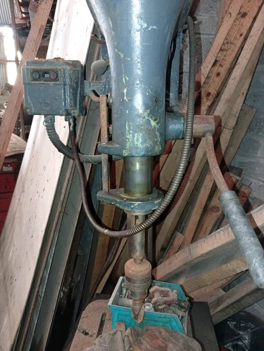 Bench drill/pillar drill. - Image 4