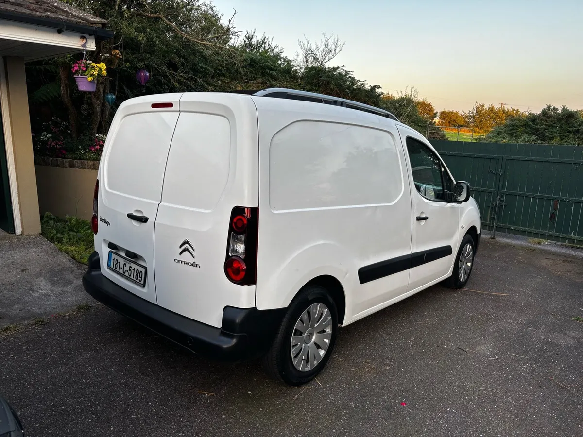 2018 Berlingo - Image 2