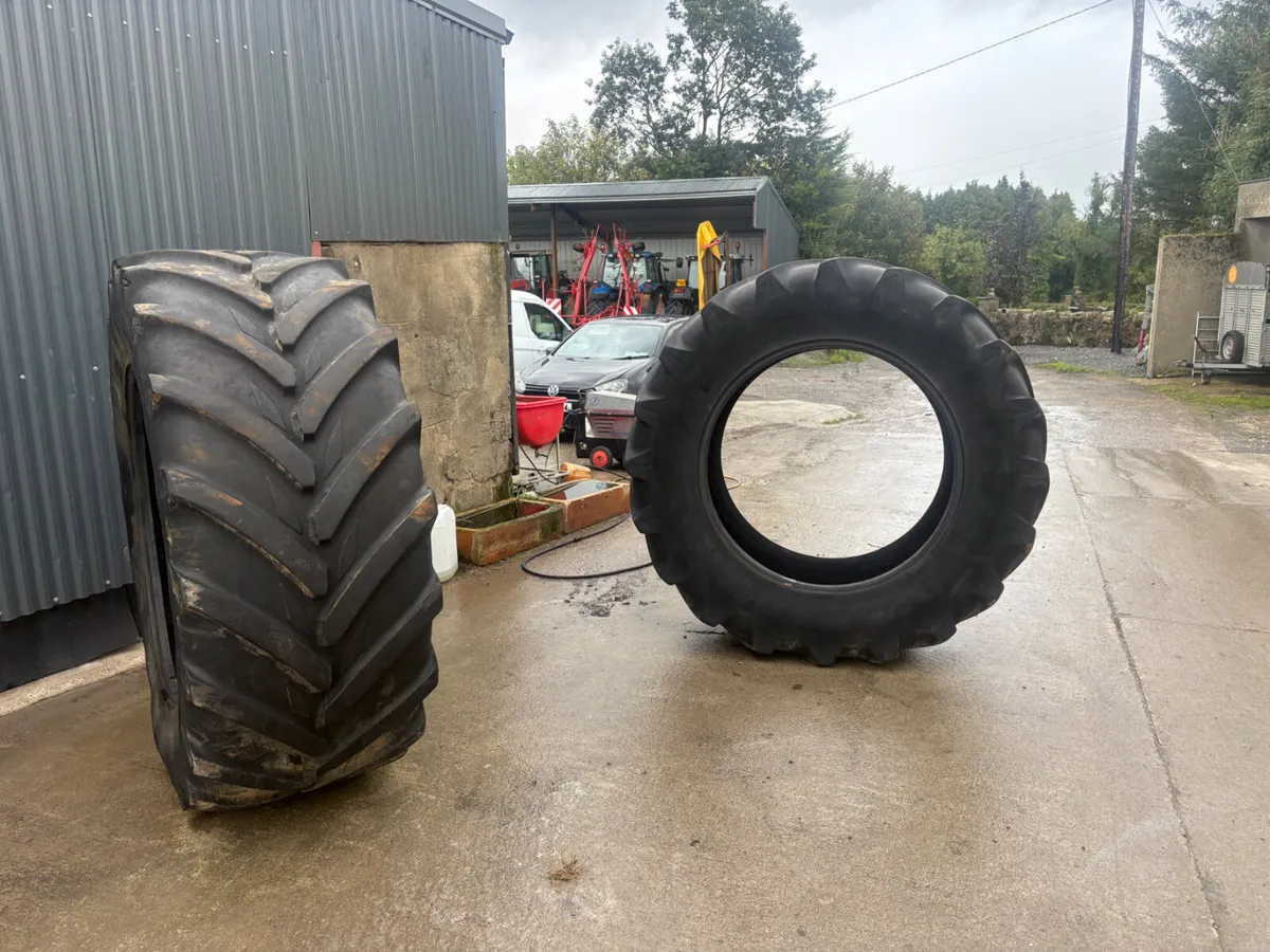 710/60/42 Michelins 60% - Image 1