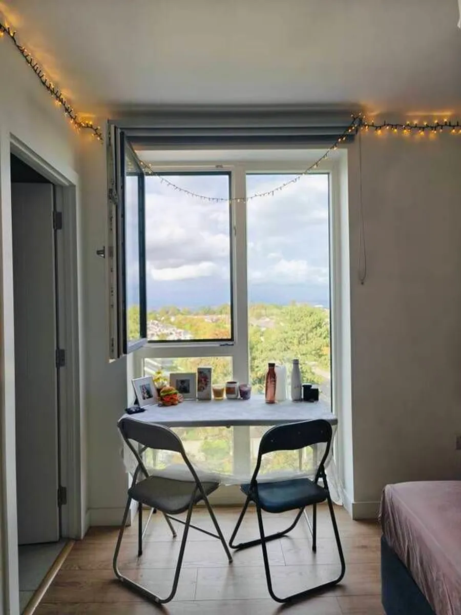 Study table set - Image 1